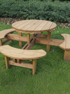 Multi-Coloured Junior Recycled Plastic Round Picnic Table
