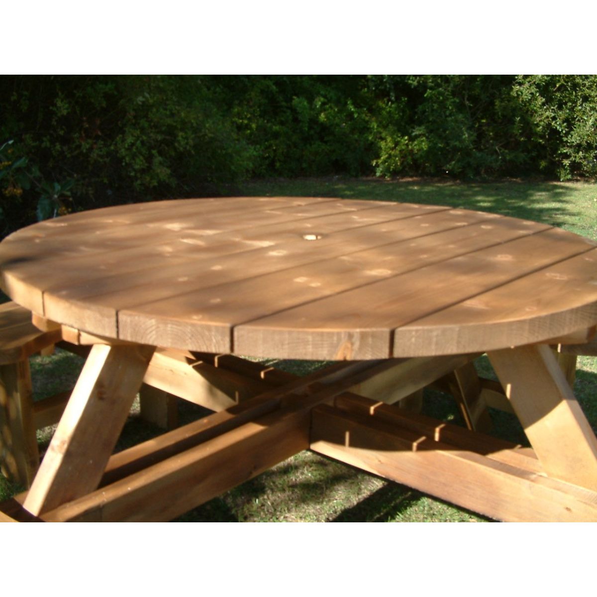 Excalibur 8 Seat Round Picnic Table